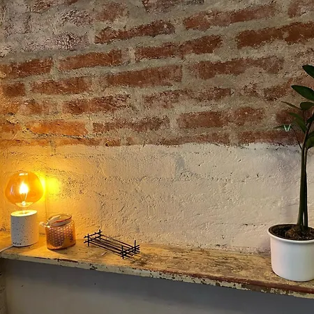 Сasa de vacaciones House With Charming Garden *